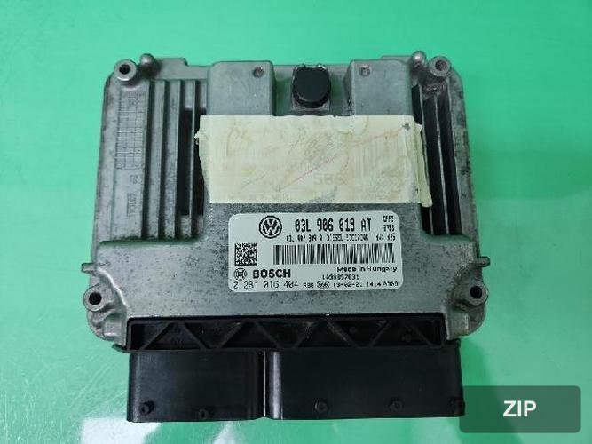 Volkswagen Jetta 2013 — блок управления двигателем ECU 03L 906 018 AT 17