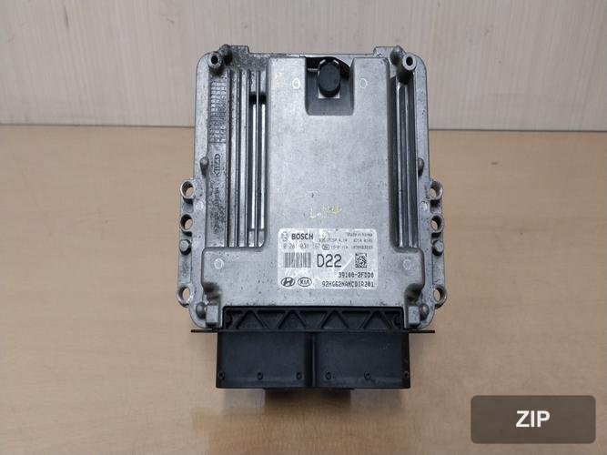 Hyundai Grandeur 2015 — блок управления двигателем ECU 391002FDD0