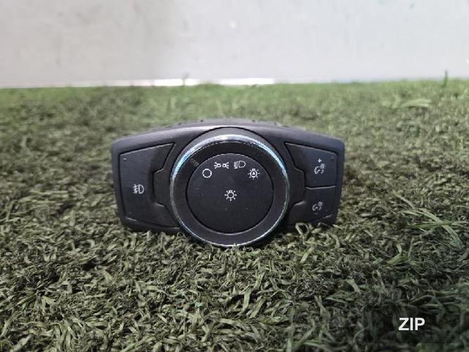 Ford Fusion 2014 — кнопка/переключатель DG9T 13D061 BCW
