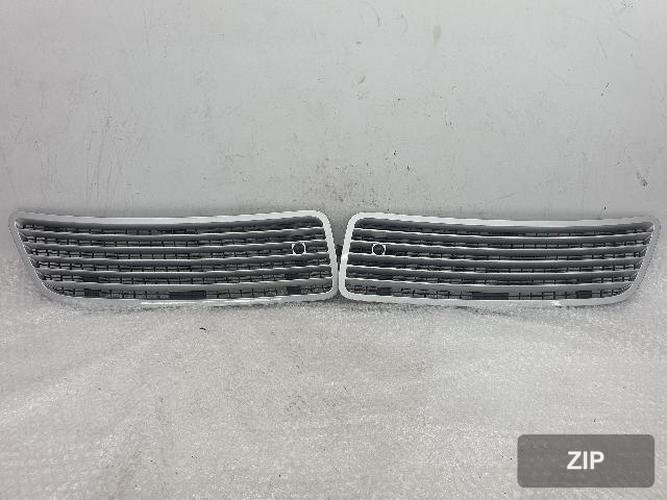 Mercedes-Benz S-Class 2006 — крышка капота A22188000305