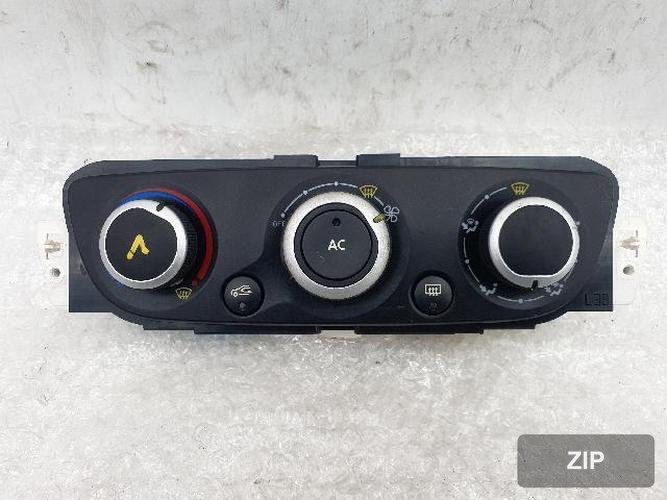 Renault SM3 2010 — переключатель управления климат-контролем T1006018G