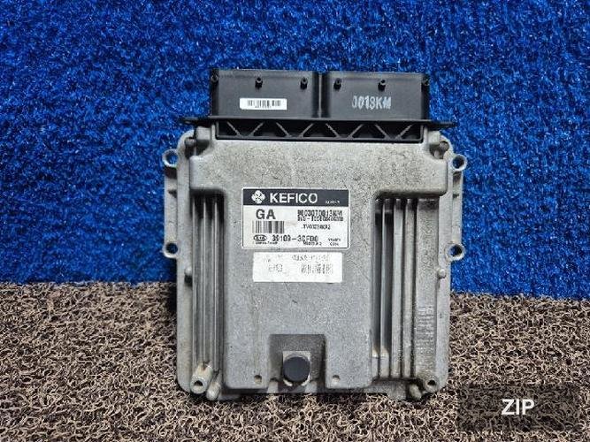 Kia K7 2012 — блок управления двигателем ECU 391093CFD0 4