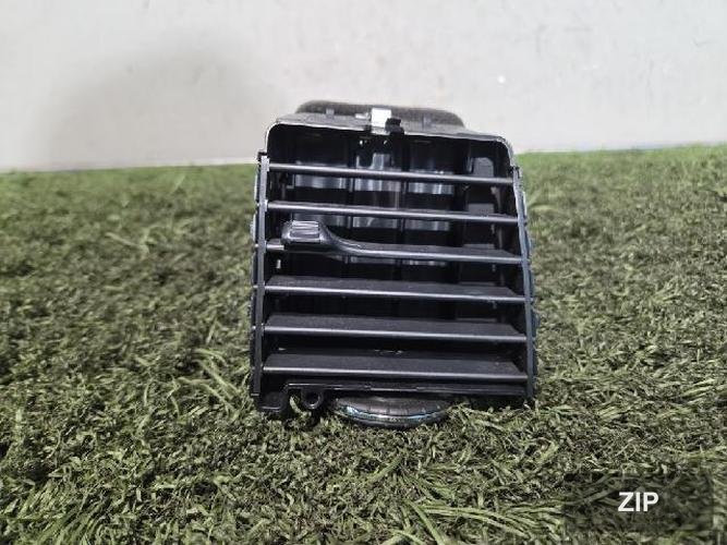 Ford MKS 2013 — дефлектор обдува 8A53 19C681 A