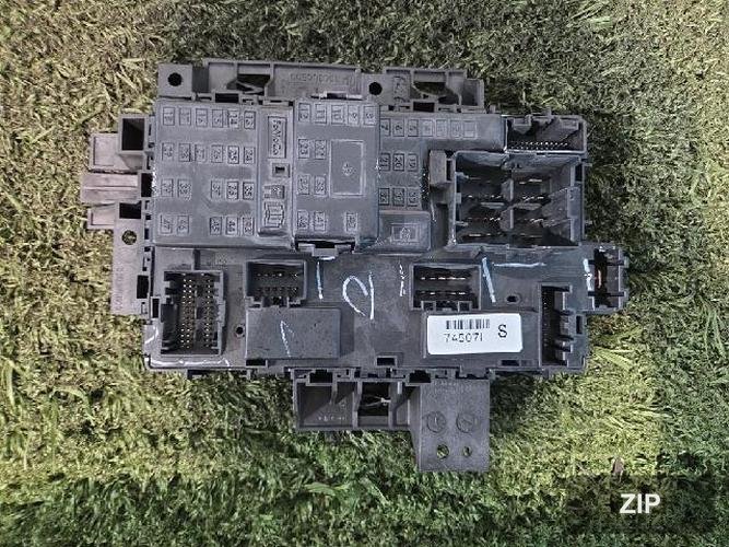 Ford MKS 2013 — блок предохранителей салонный DC3T 14B476 DA