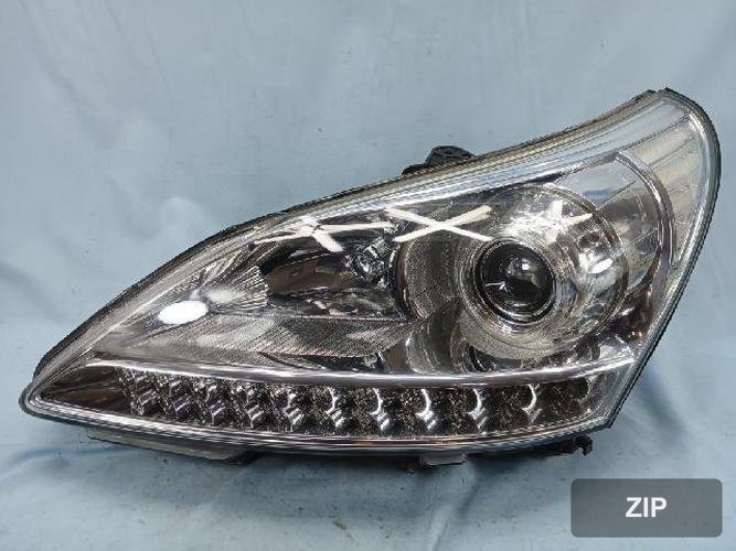 Hyundai Equus 2012 — фара левая HID