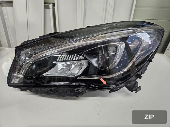Mercedes-Benz CLA-Class 2018 — фара левая A1178206761