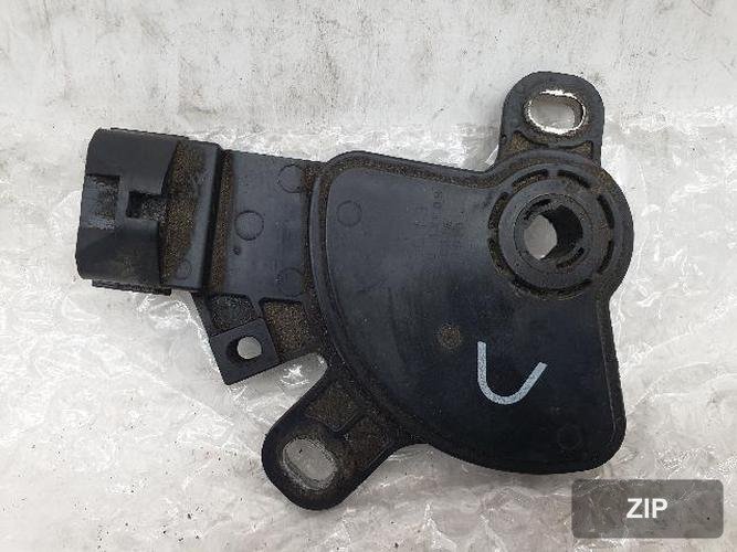 Renault SM7 2014 — коробка передач 319181XK0B