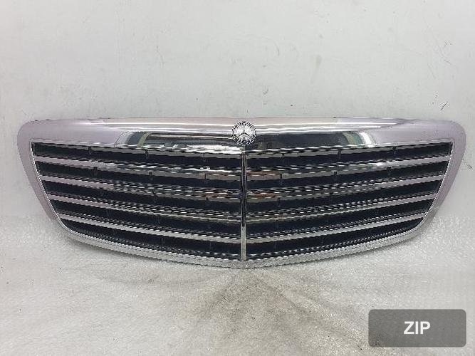 Mercedes-Benz S-Class 2008 — решётка радиатора 2218800083