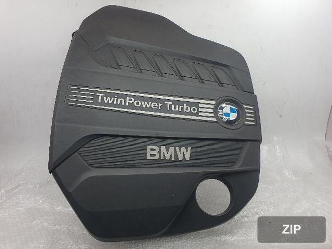 BMW X5 2013 — крышка двигателя