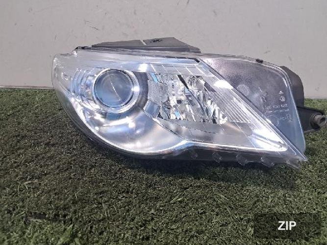 Volkswagen CC 2012 — фара правая 3C8941754C