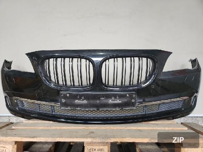 BMW 7 Series 2010 — передний бампер