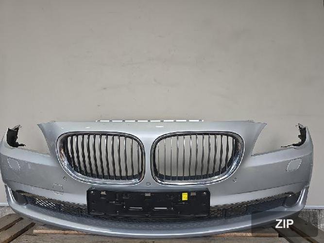 BMW 7 Series 2011 — передний бампер