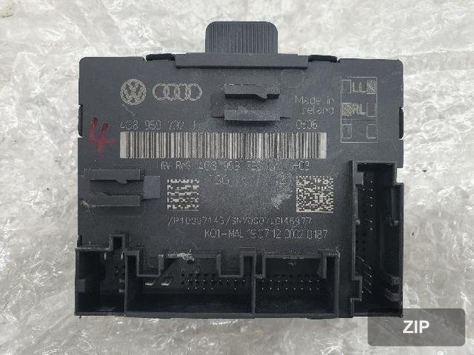 Audi A6 2013 — модуль управления дверью 4G8 959 792 J 8