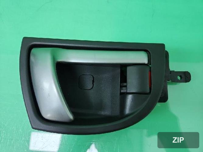 Hyundai Santa Fe 2011 — дверной замок 3