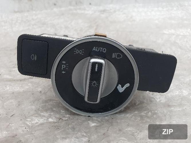Mercedes-Benz E-Class 2015 — переключатель управления светом A2129050551