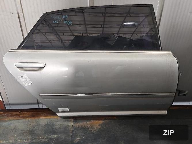Audi A8 2007 — дверь задняя правая