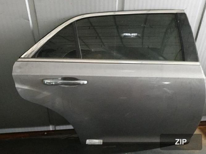 Chrysler 300 2013 — дверь задняя правая 68127962AF