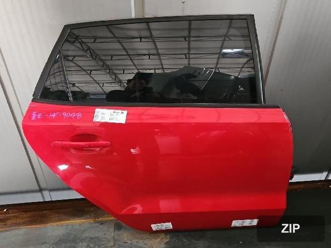 Volkswagen Polo 2014 — дверь задняя правая 6R4833056J