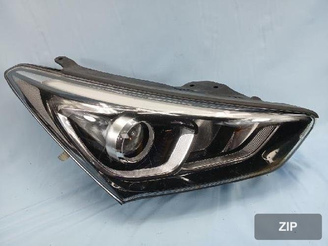Hyundai Santa Fe 2017 — фара головного света правая (HID)