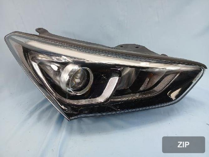 Hyundai Santa Fe 2017 — фара передняя правая HID