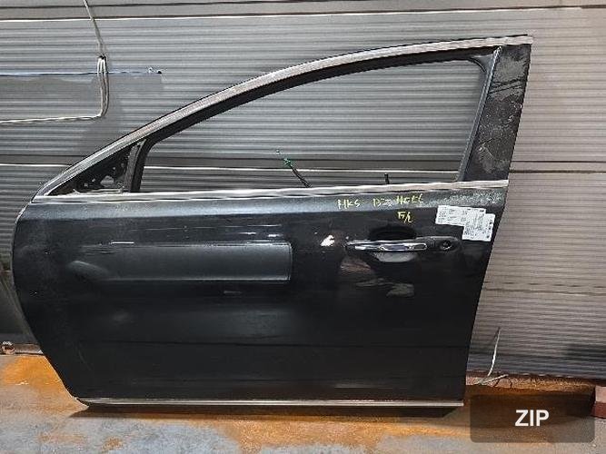 Ford MKS 2013 — передняя дверь левая 8A5Z5420125A
