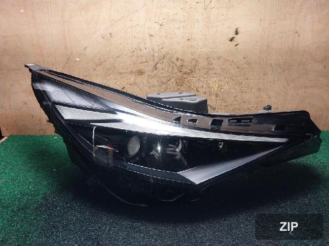 Hyundai Avante 2021 — фара правая 92102AA200