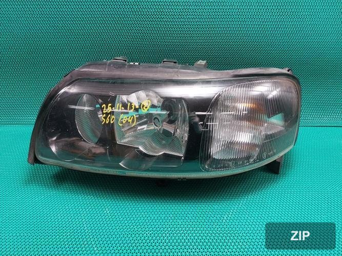 Volvo S60 2004 — фара левая HID 30655905