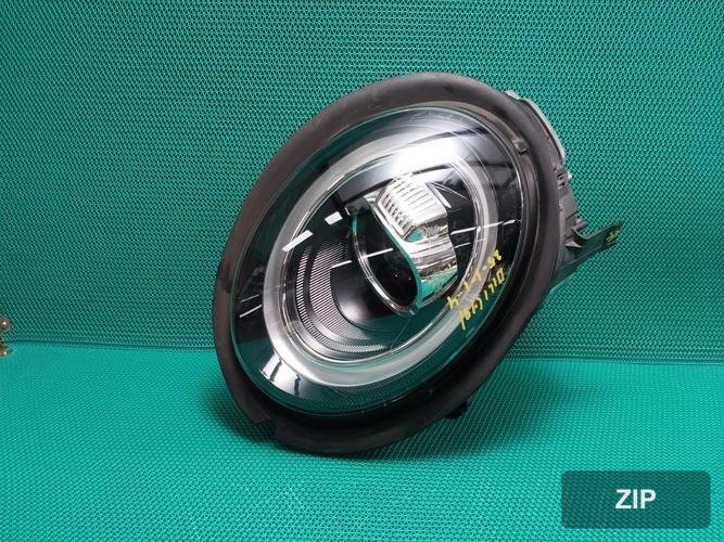 Mini Cooper 2019 — фара левая