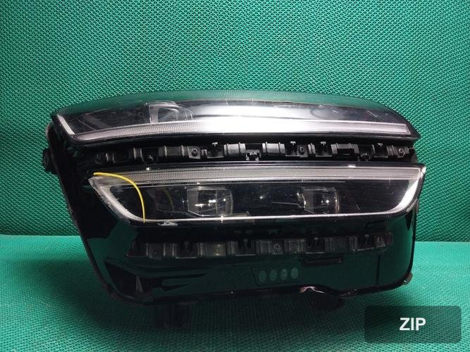 Genesis GV70 2023 — фара правая в сборе