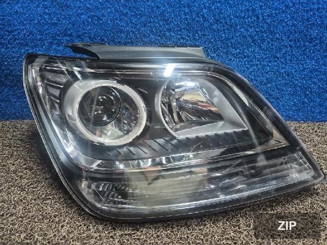 Kia Mohave 2014 — фара передняя правая HID