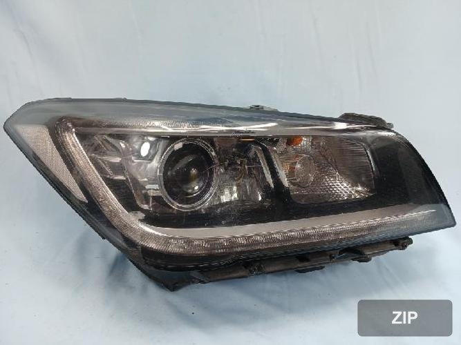 Hyundai Genesis 2015 — фара правая HID