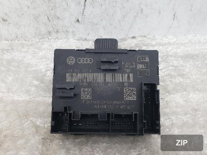 Audi A6 2014 — модуль управления дверью 4G8 959 792 J 5