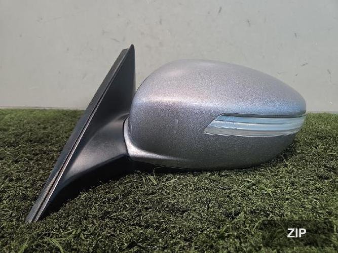 Hyundai Genesis 2011 — зеркало боковое левое