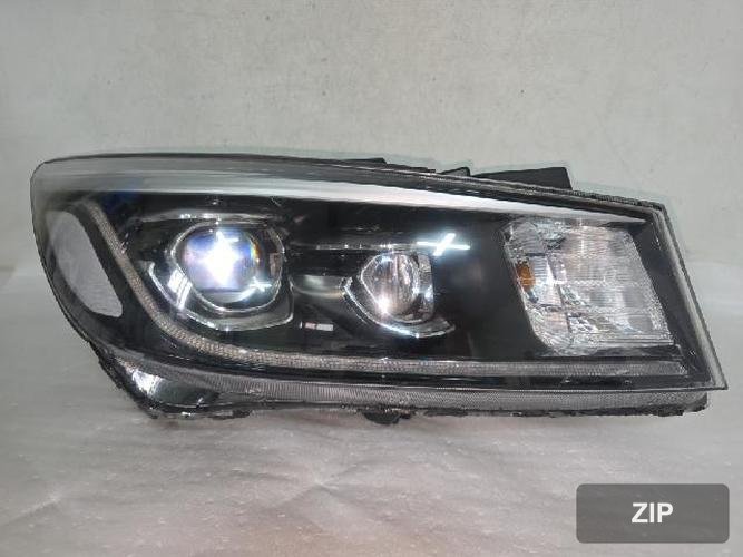 Kia Carnival 2018 — фара правая 92102 A9700