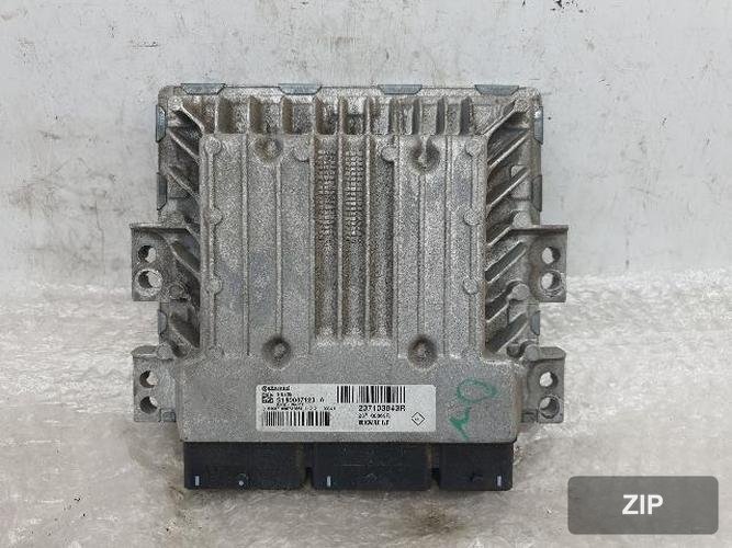 Renault SM5 2014 — блок управления двигателем ECU 237103843R