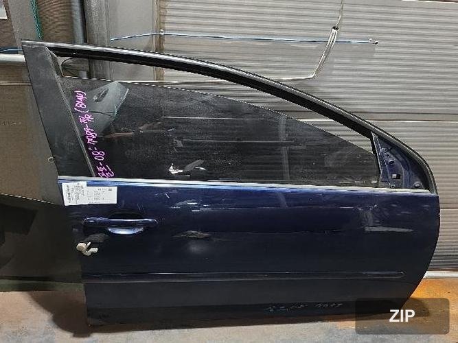 Volkswagen Golf 2008 — дверь передняя правая 1K4831106G