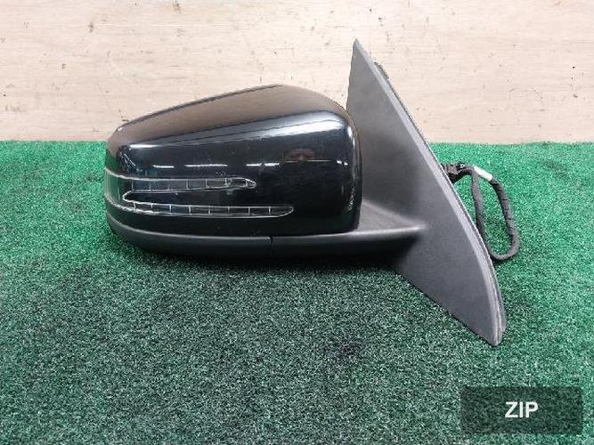 Mercedes-Benz A-Class 2014 — зеркало боковое правое A1768107416