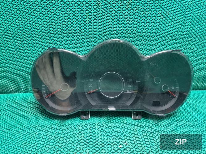 Kia K5 2013 — панель приборов 940032T710