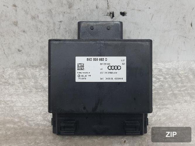 Audi A6 2014 — модуль управления напряжением 8K0959663D