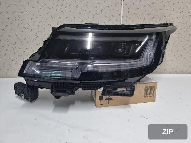 Land Rover Range Rover 2025 — фара левая M8E2-13W030