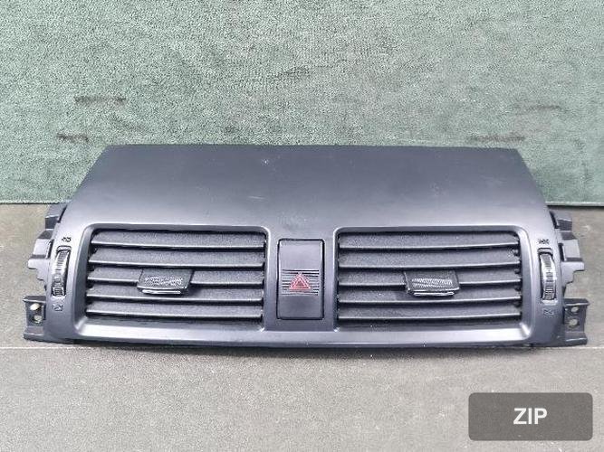 Kia Mohave 2011 — дефлектор воздуховода 84740-2J500