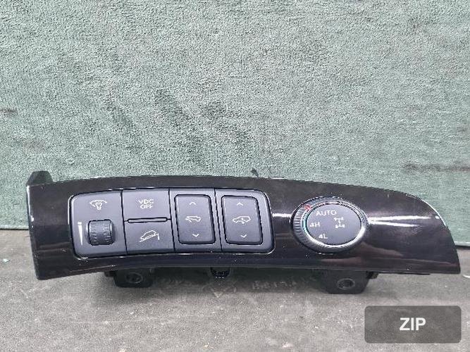 Kia Mohave 2010 — кнопка/переключатель X84782-2J100