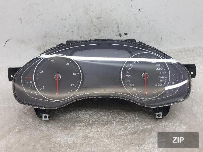 Audi A6 2012 — панель приборов дизель 4G8920931E