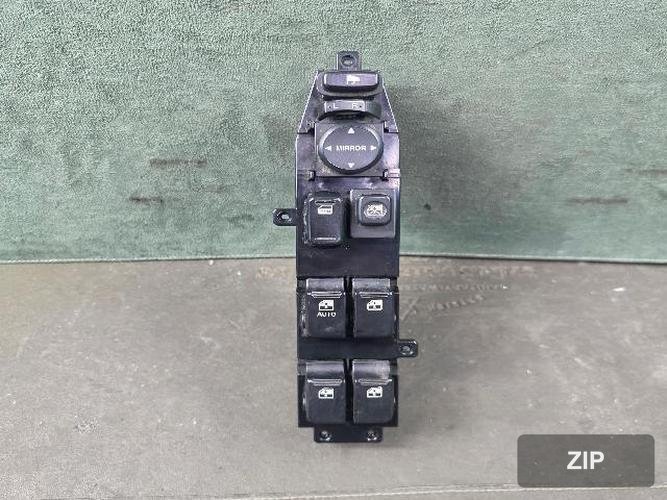 Hyundai Veracruz 2008 — переключатель стеклоподъёмника 93570-3J00WK