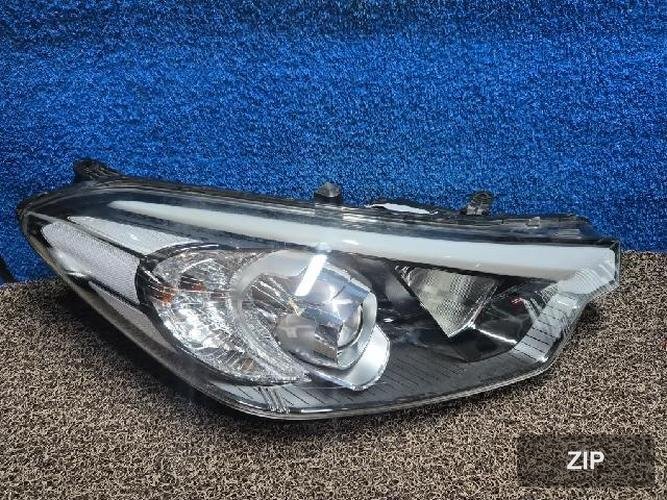 Kia K3 2014 — фара правая (2)