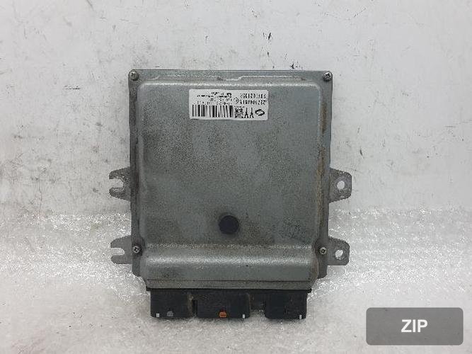 Renault SM5 2014 — блок управления двигателем (ECU) 237104891R