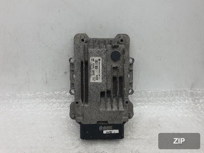 Hyundai Santa Fe 2012 — блок управления коробкой (TCU) 95440-3B702