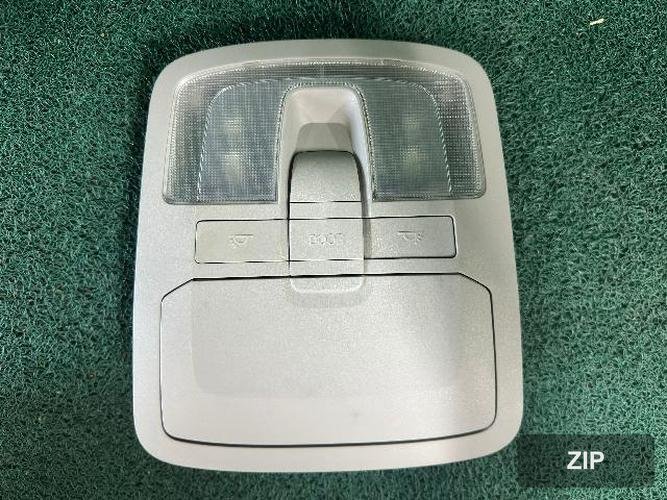 SsangYong Tivoli 2017 — внутреннее освещение 77670-34000