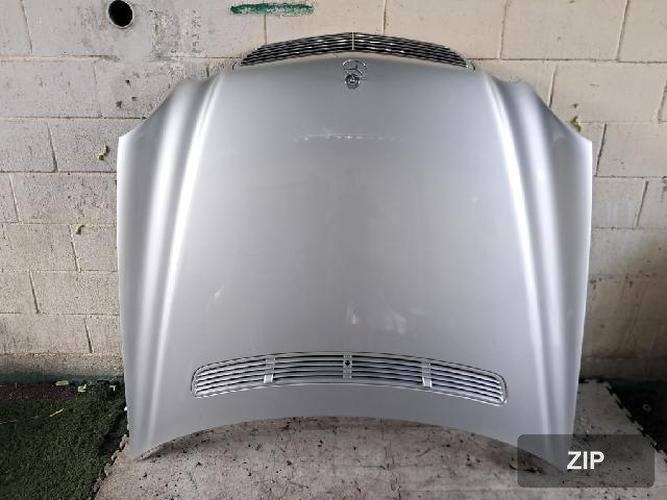 Mercedes-Benz E-класс 2004 — капот, 4 дверь