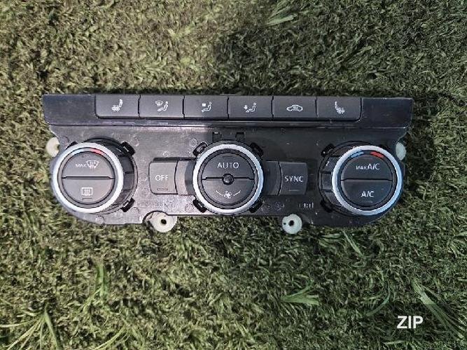 Volkswagen Passat 2015 — регулятор отопления и кондиционера 561 907 044 AR 1